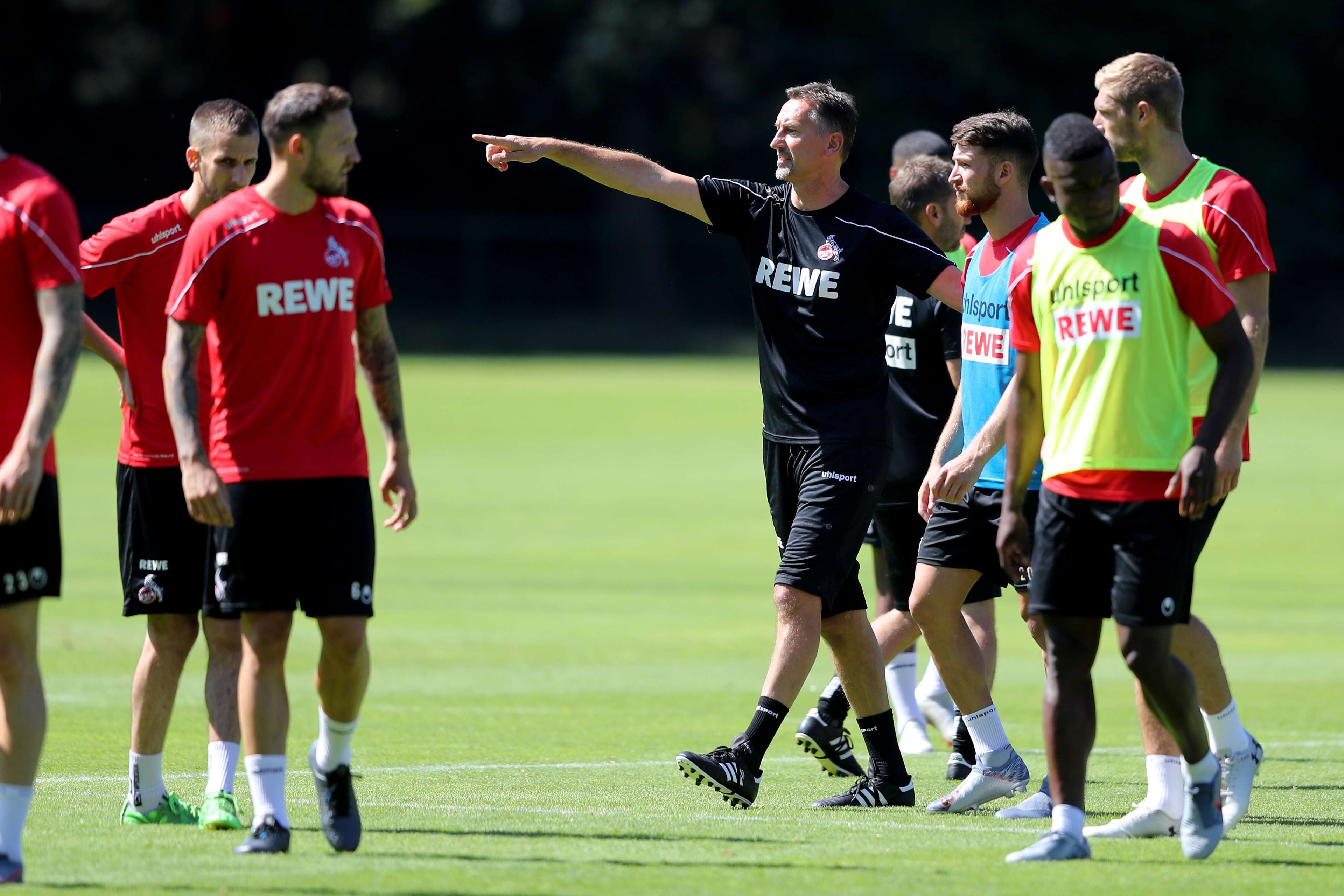 Achim Beierlorzer1.FC Köln Training