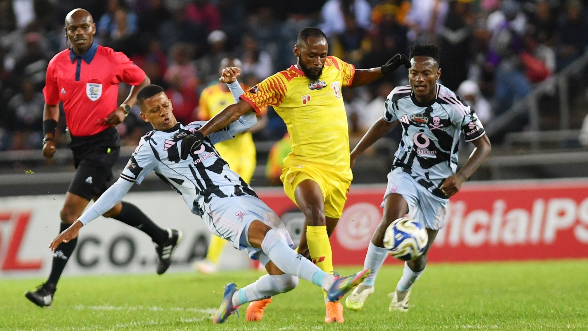 Cemran Dansin and Masindi Nemtajela, Orlando Pirates vs Magesi