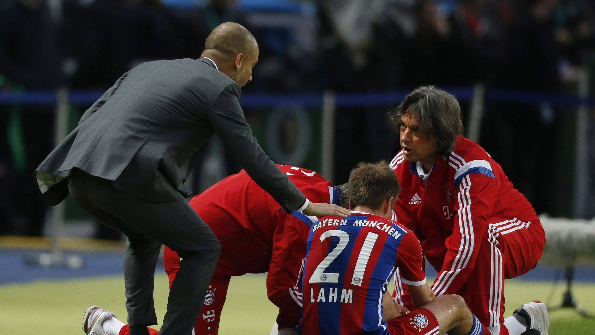 ONLY GERMANY Pep Guardiola Müller-Wohlfahrt FC Bayern München