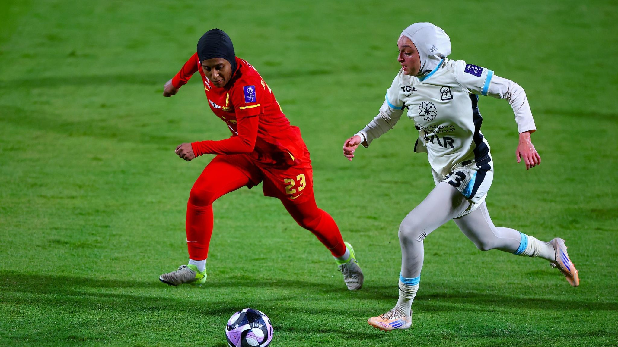 Raghad Mukhayzin and Lina Boussaha