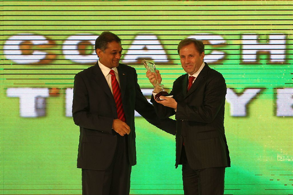 มิโลวาน ราเยวัช