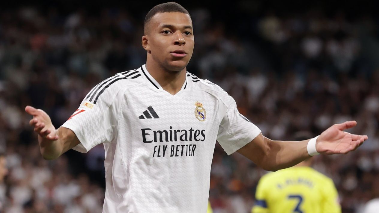 “Real Madrid Kylian Mbappe’yi transfer ettiği için çok üzgün ve pişman! Onu sadece başkan Florentino Perez transfer etmek istedi!”