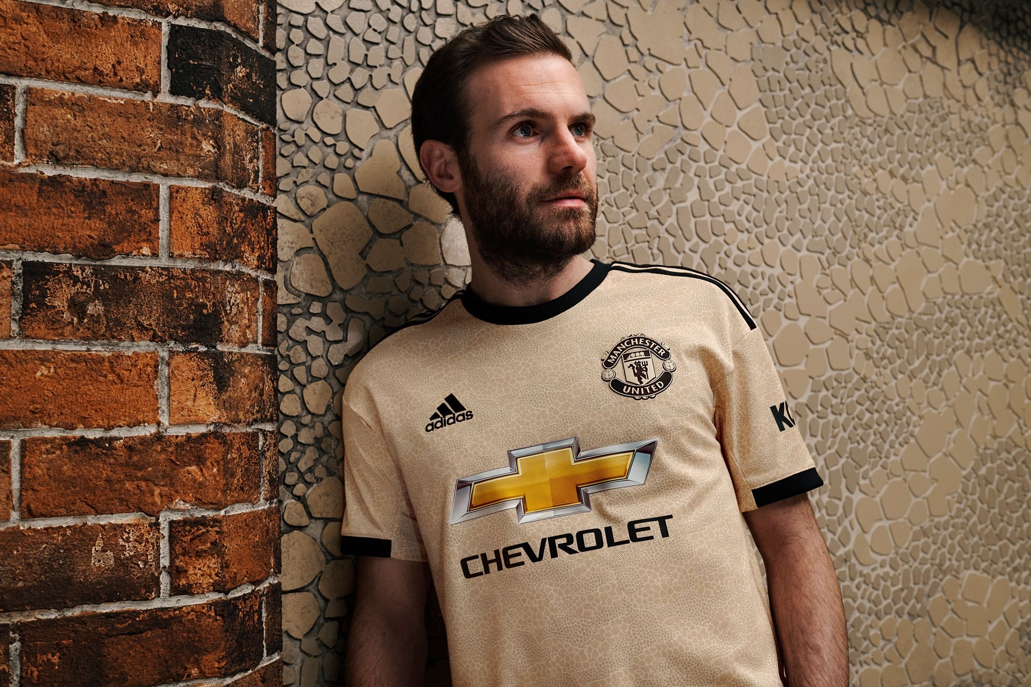Mata new Manchester United kit 2019