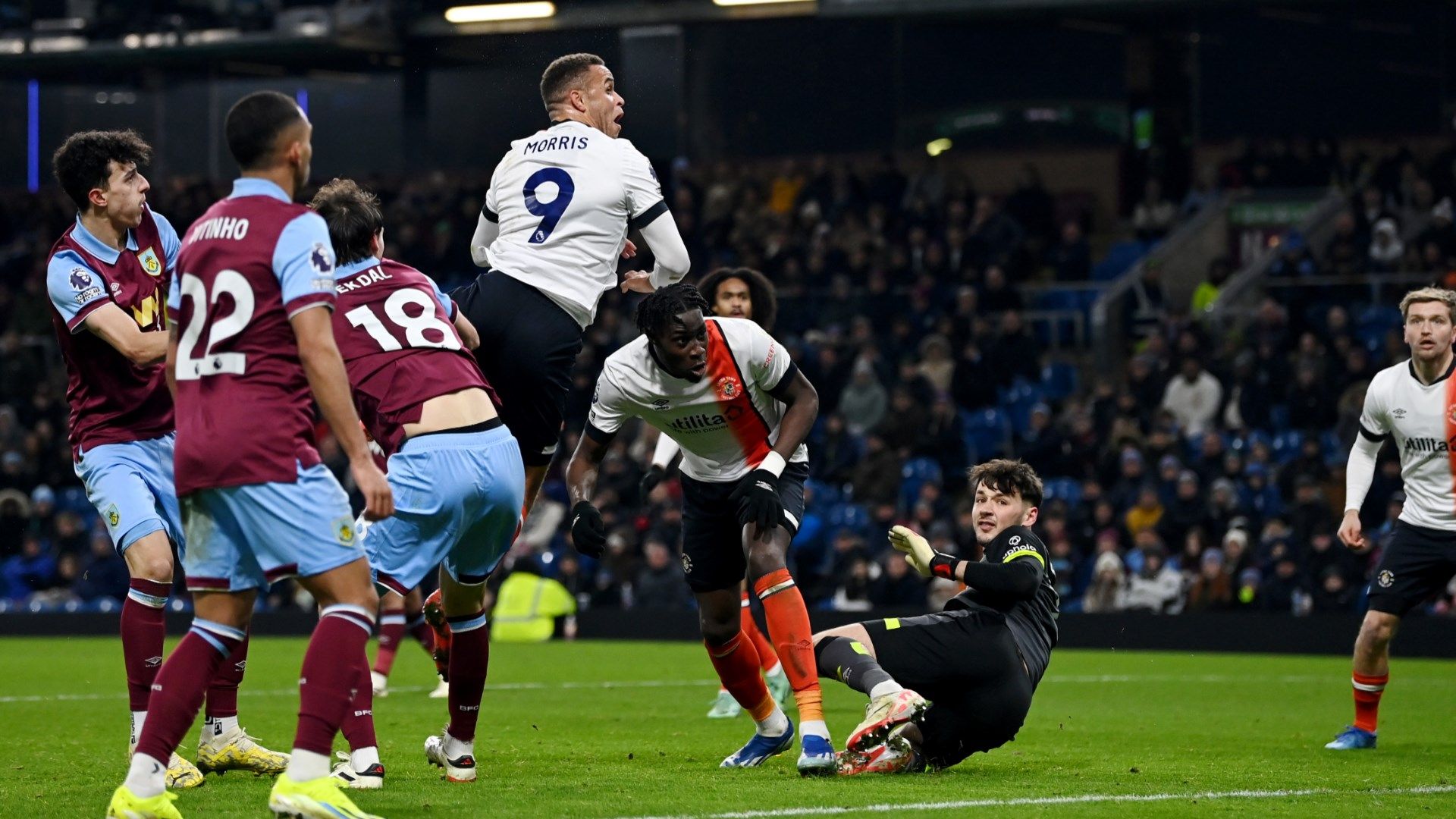 Burnley - Luton