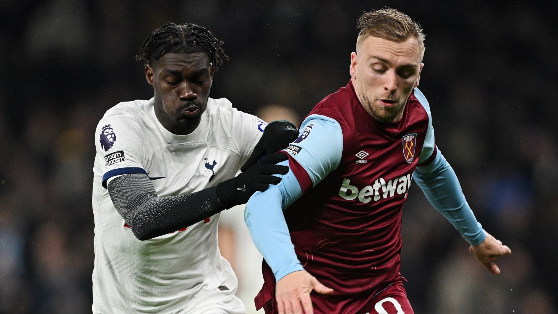 Yves Bissouma Jarrod Bowen Tottenham West Ham 2023-24