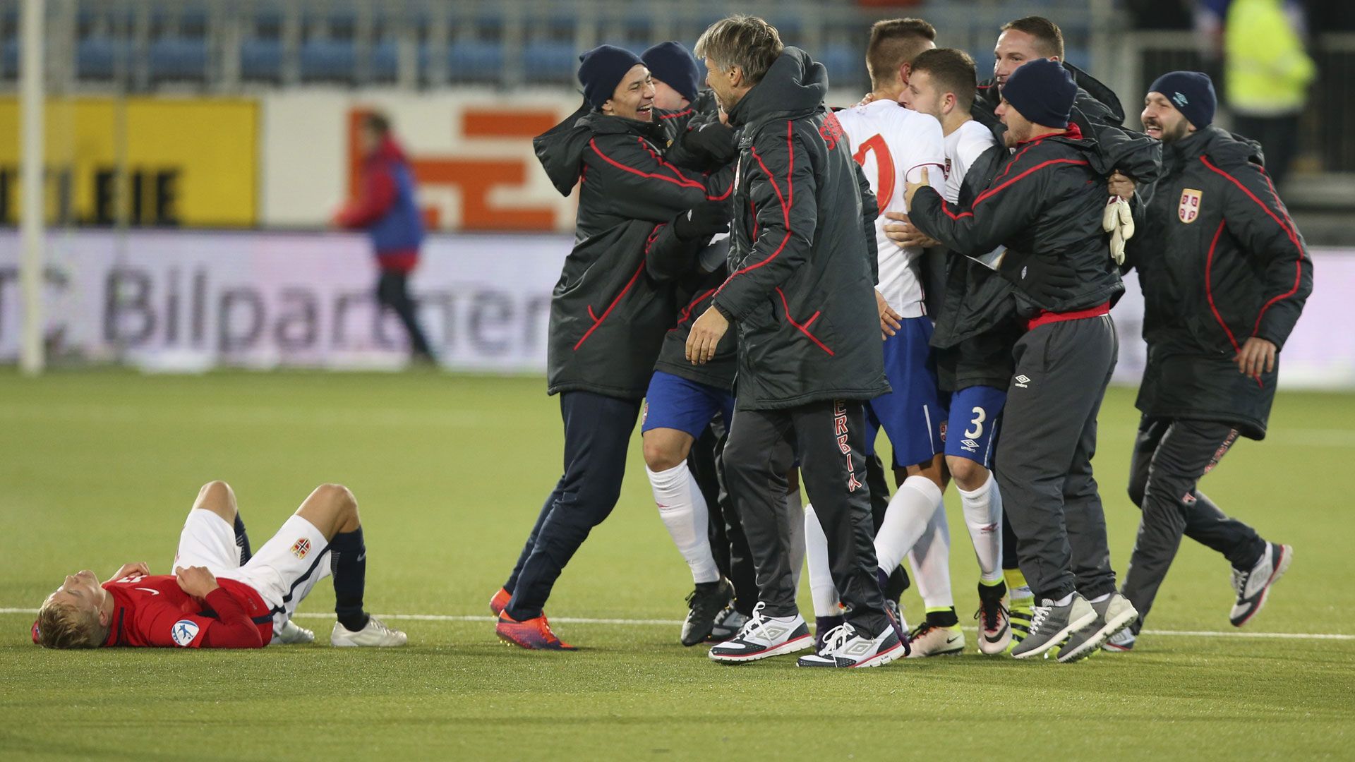 Serbia U21 Players celebrating 15112016