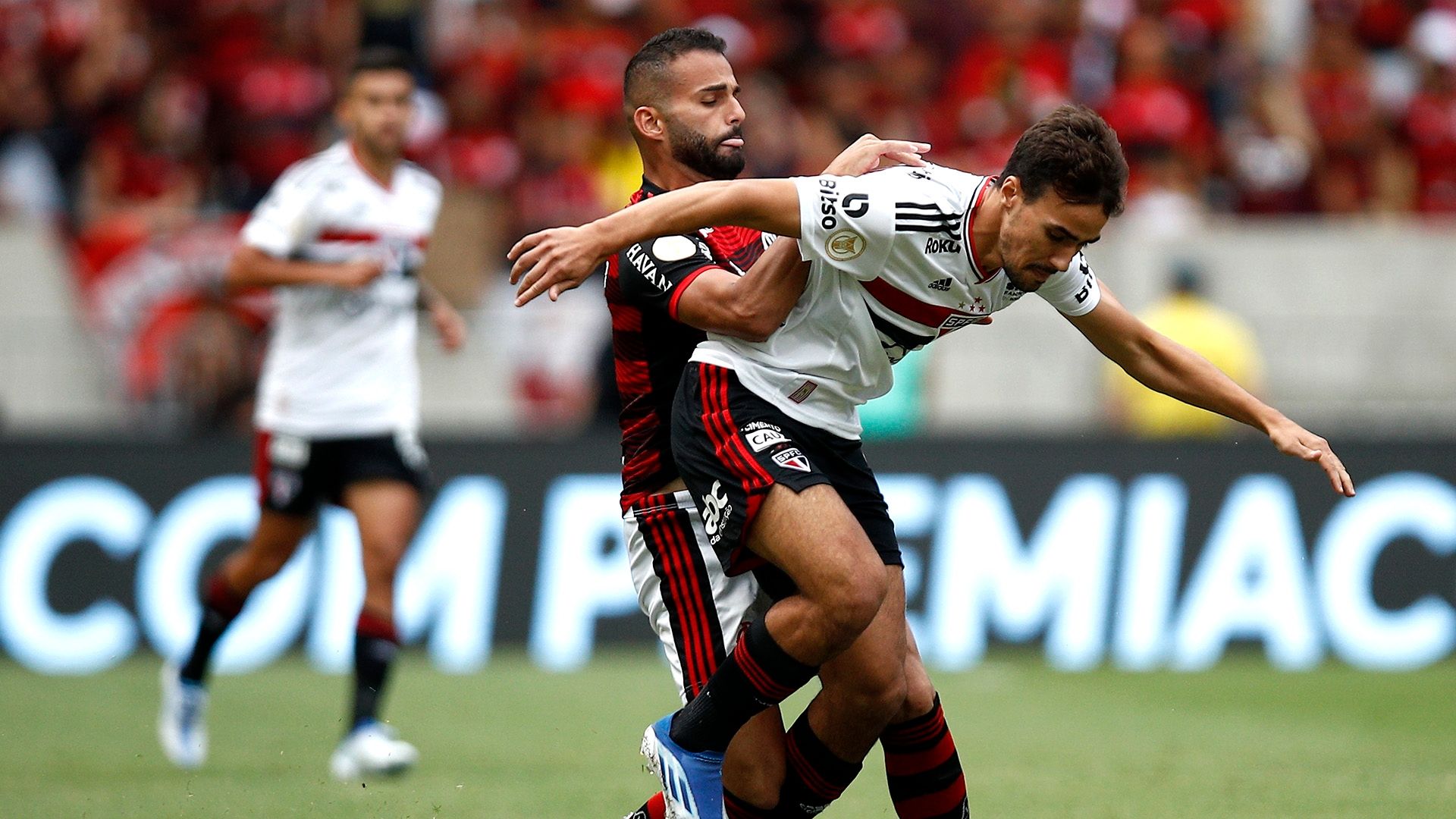 Thiago Maia, Igor Gomes, Flamengo x São Paulo, Brasileirão, 17042022