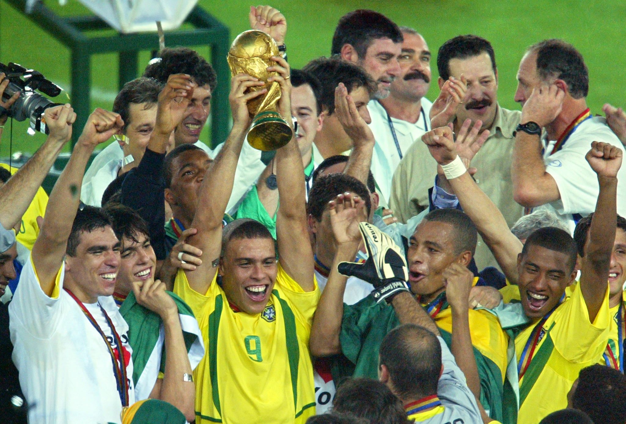 Brazil celebrate winning the 2002 World Cup