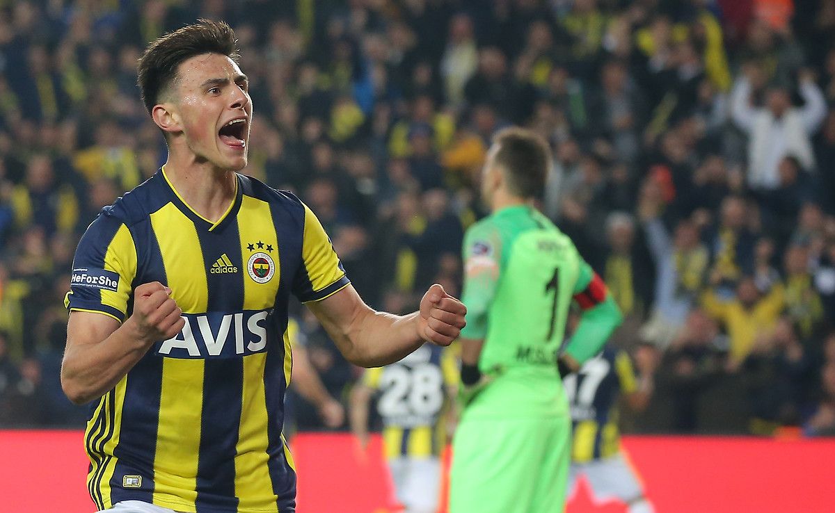 Eljif Elmas Goal Celebration Fenerbahce Galatasaray 14/04/19
