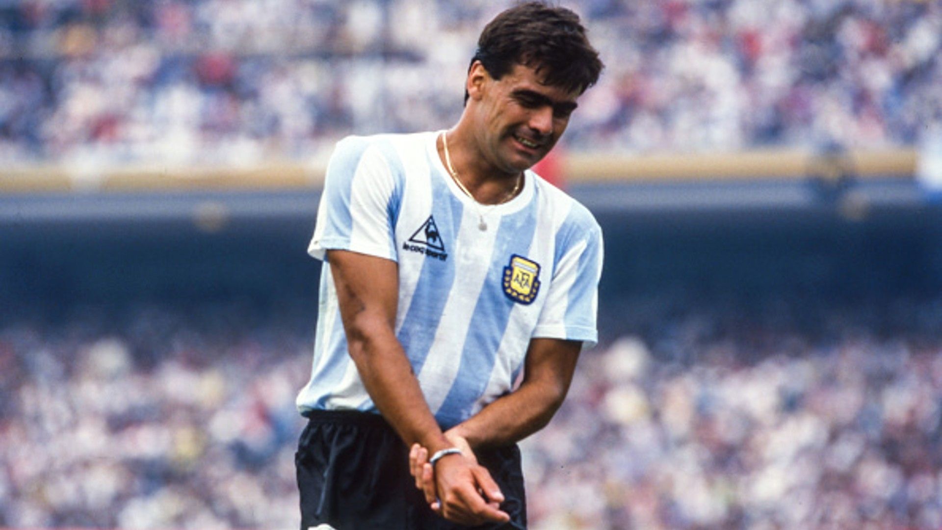 Jose Luis Brown in action at the 1986 World Cup