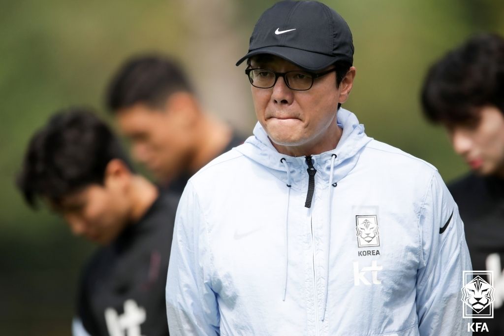 황선홍 감독 U-23