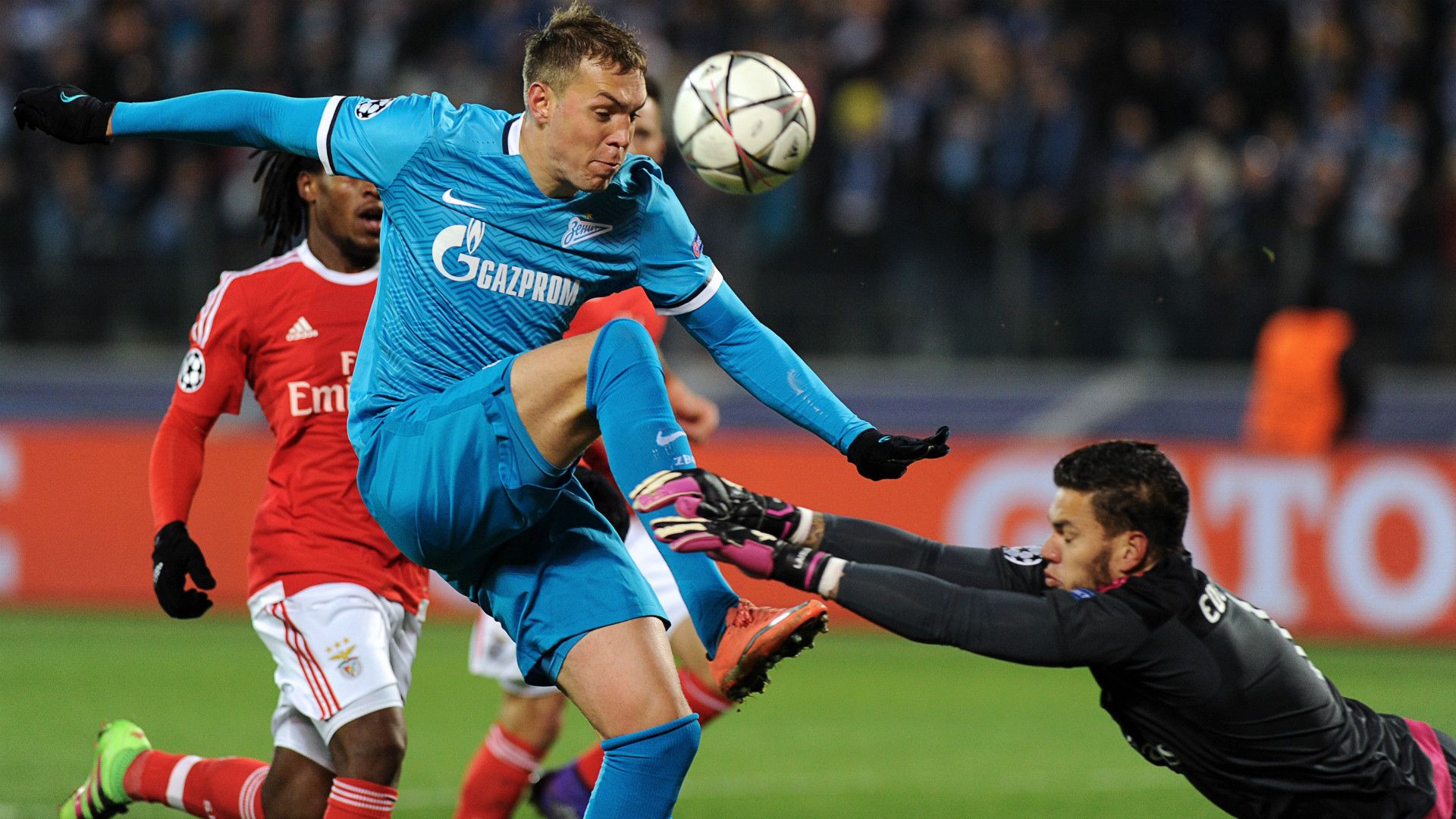 Artem Dzyuba Ederson Benfica Champions League 09032016