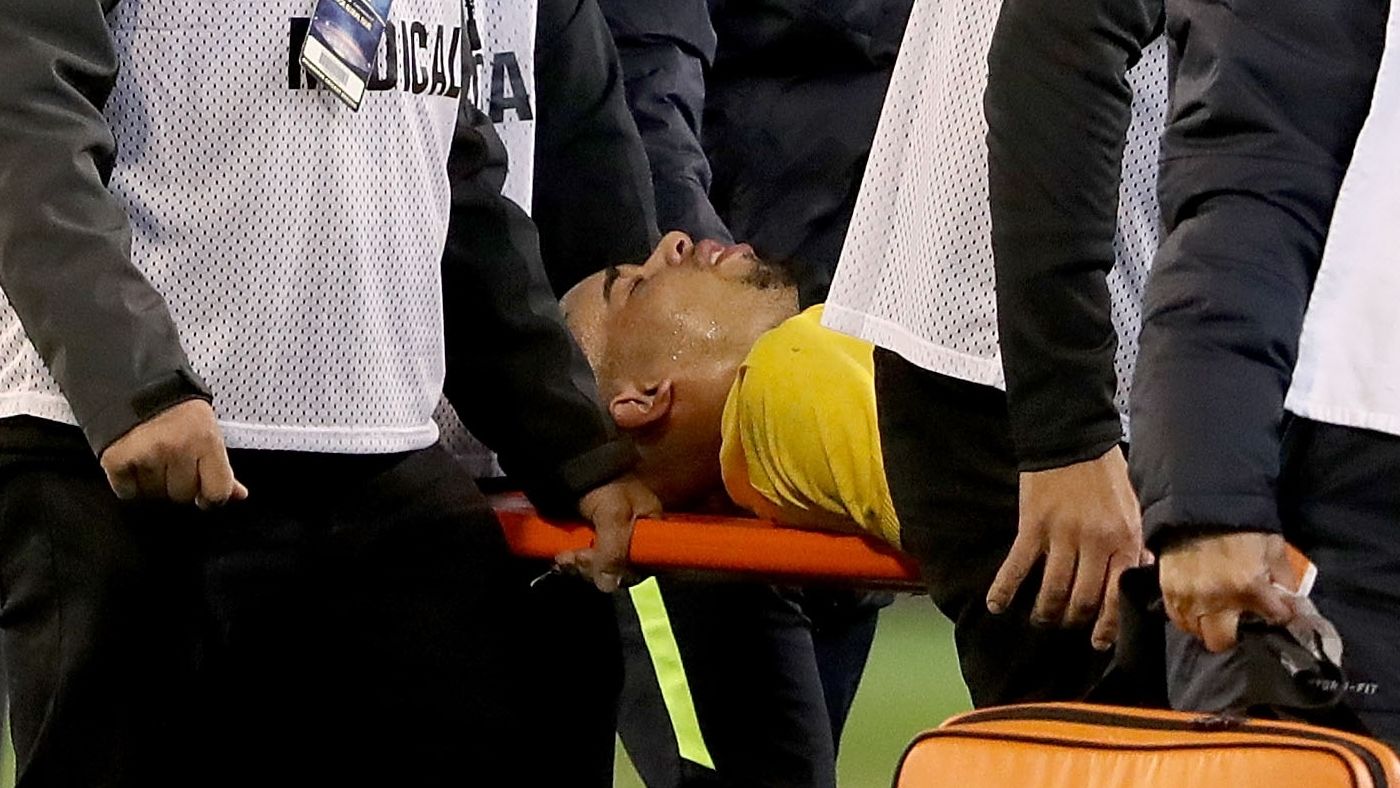 Gabriel Jesus stretcher