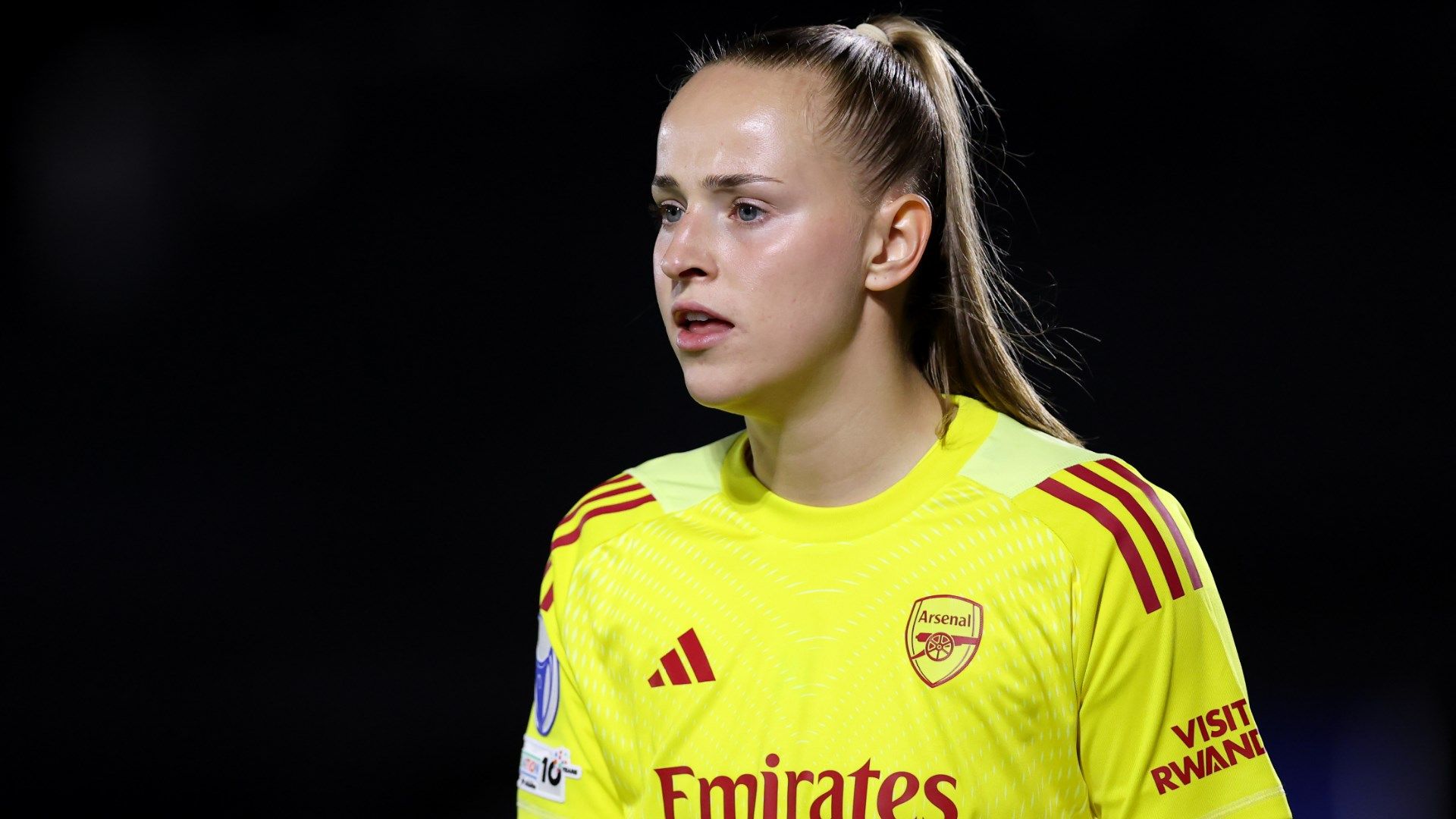 Daphne van Domselaar Arsenal Women 2025-26