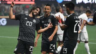 México Rodolfo Pizarro Roberto Alvarado