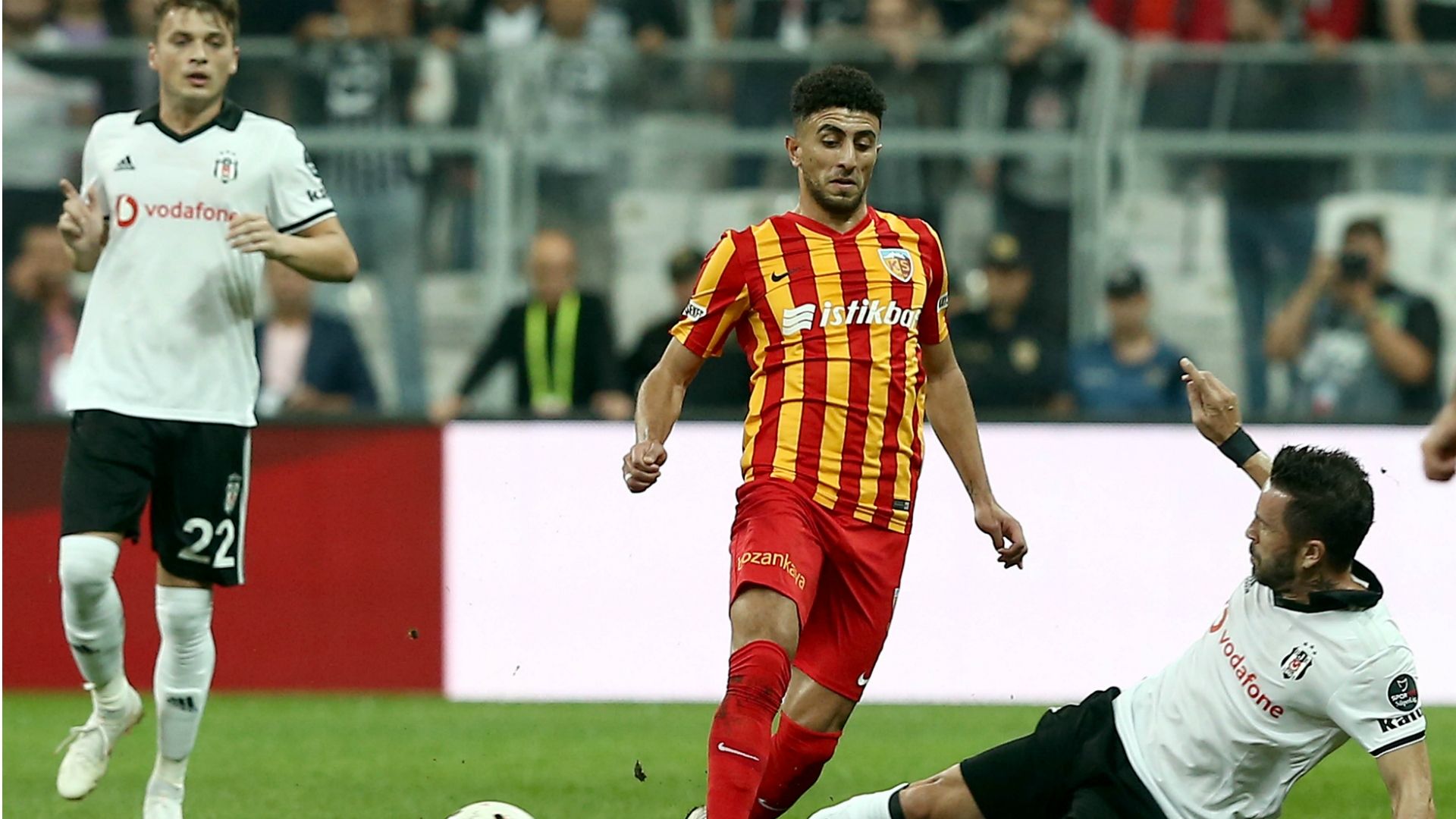 Besiktas Kayserispor Gokhan Gonul