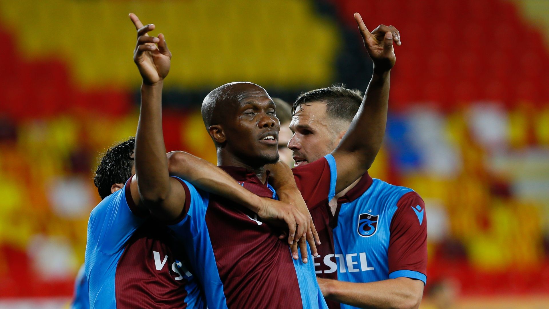 nwakaeme trabzonspor goal celebration 12062020