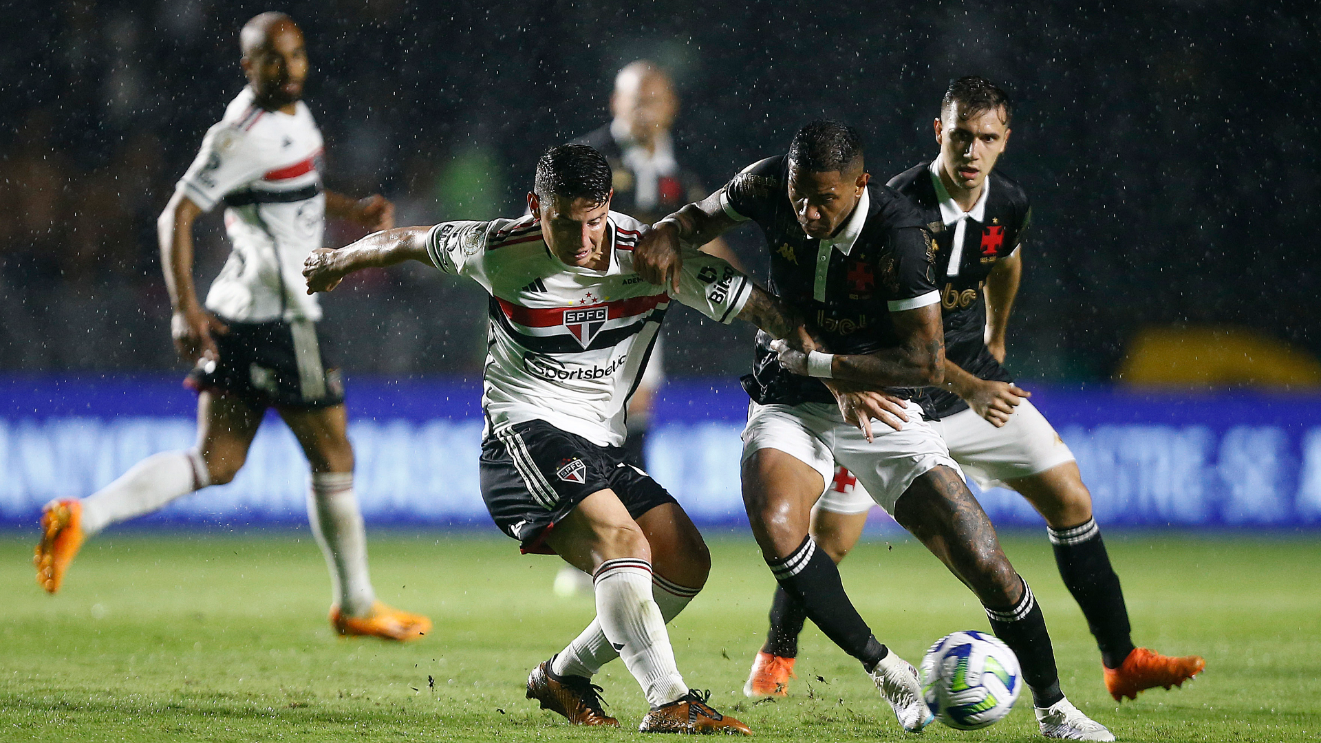 Sao Paulo vs Fluminense: Live stream, TV channel, kick-off time & where to watch