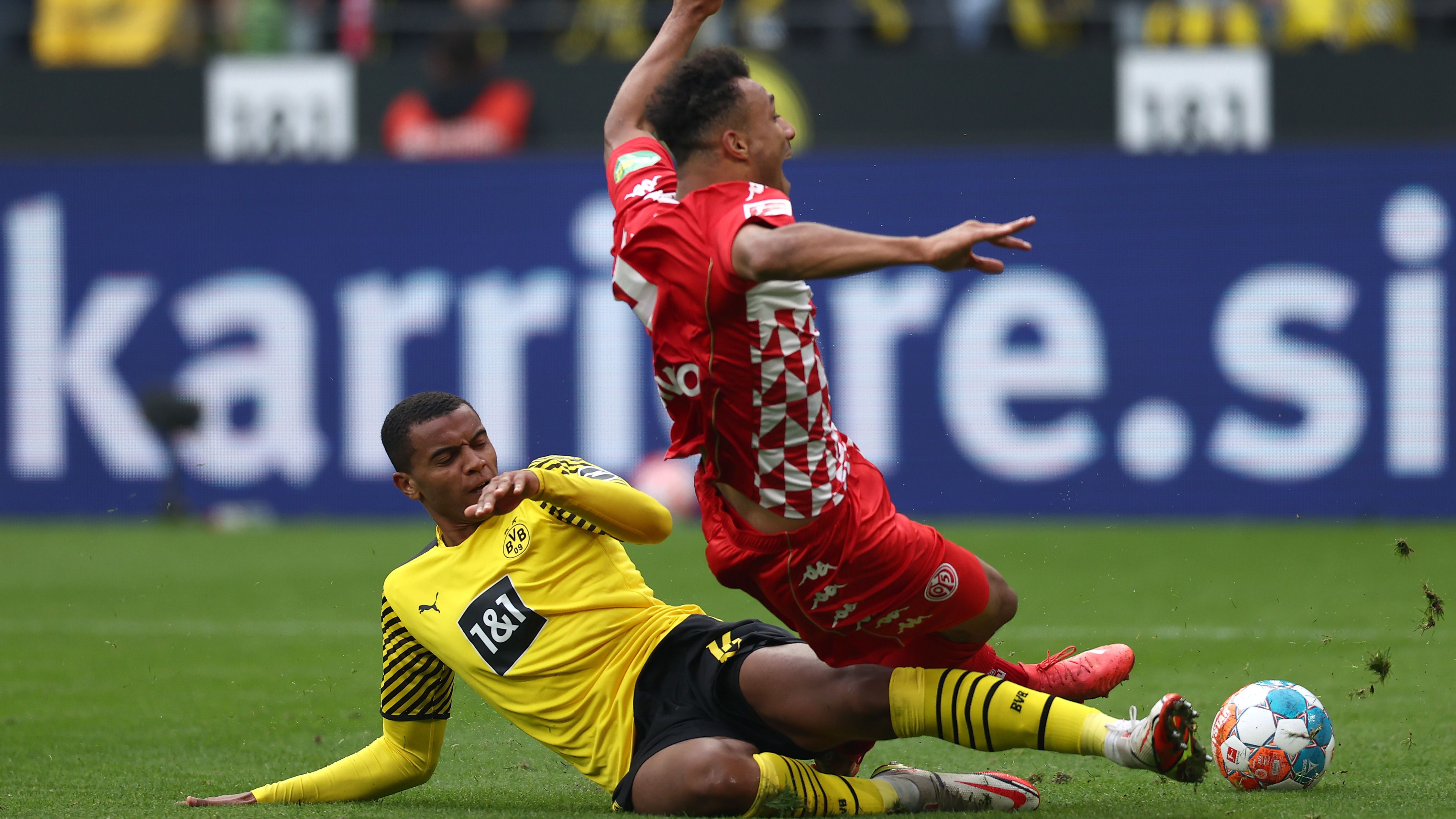 BVB Borussia Dortmund Mainz 05 Akanji