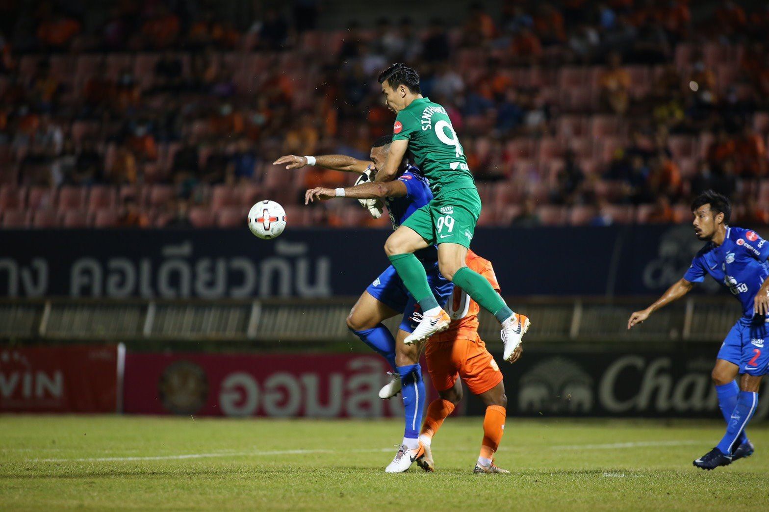 สุโขทัย เอฟซี - ชลบุรี เอฟซี
