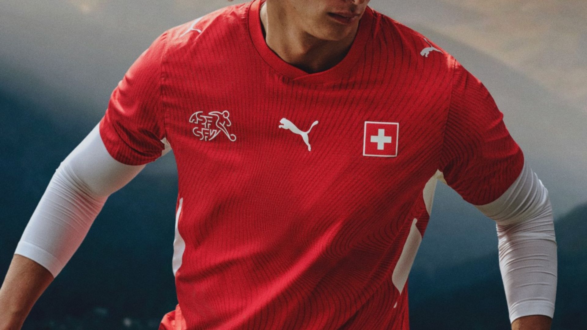 Switzerland 2026 World Cup kit - closer look
