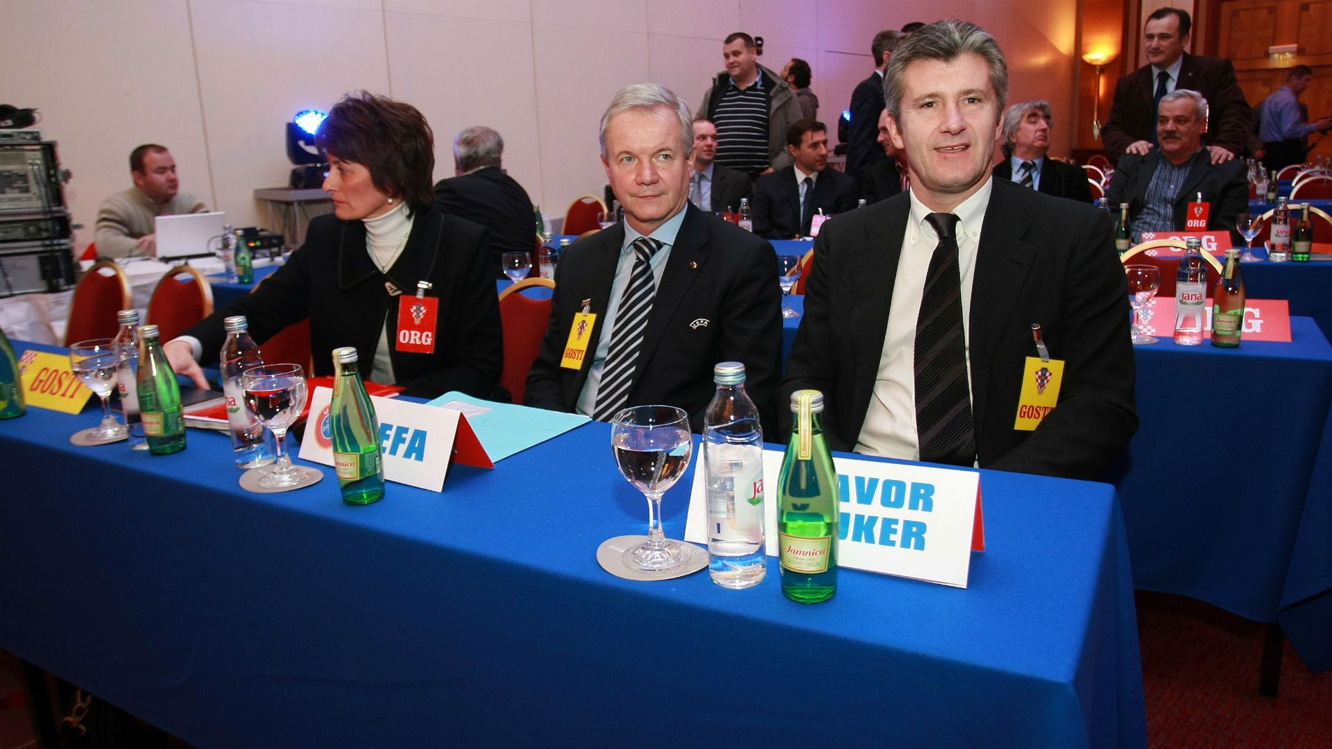 davor suker - skupstina hns 17122010