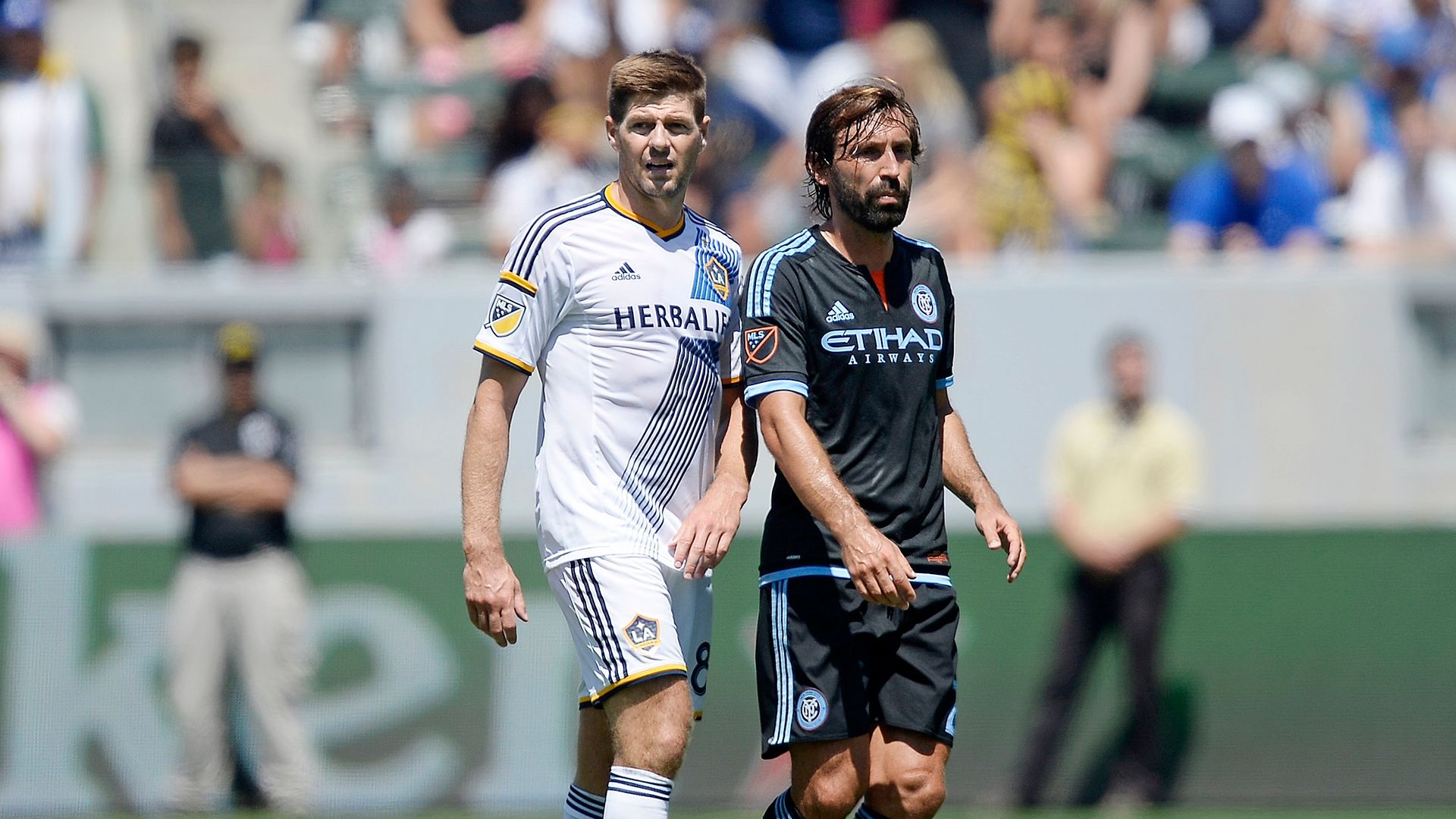 MLS Andrea Pirlo y Steven Gerrard