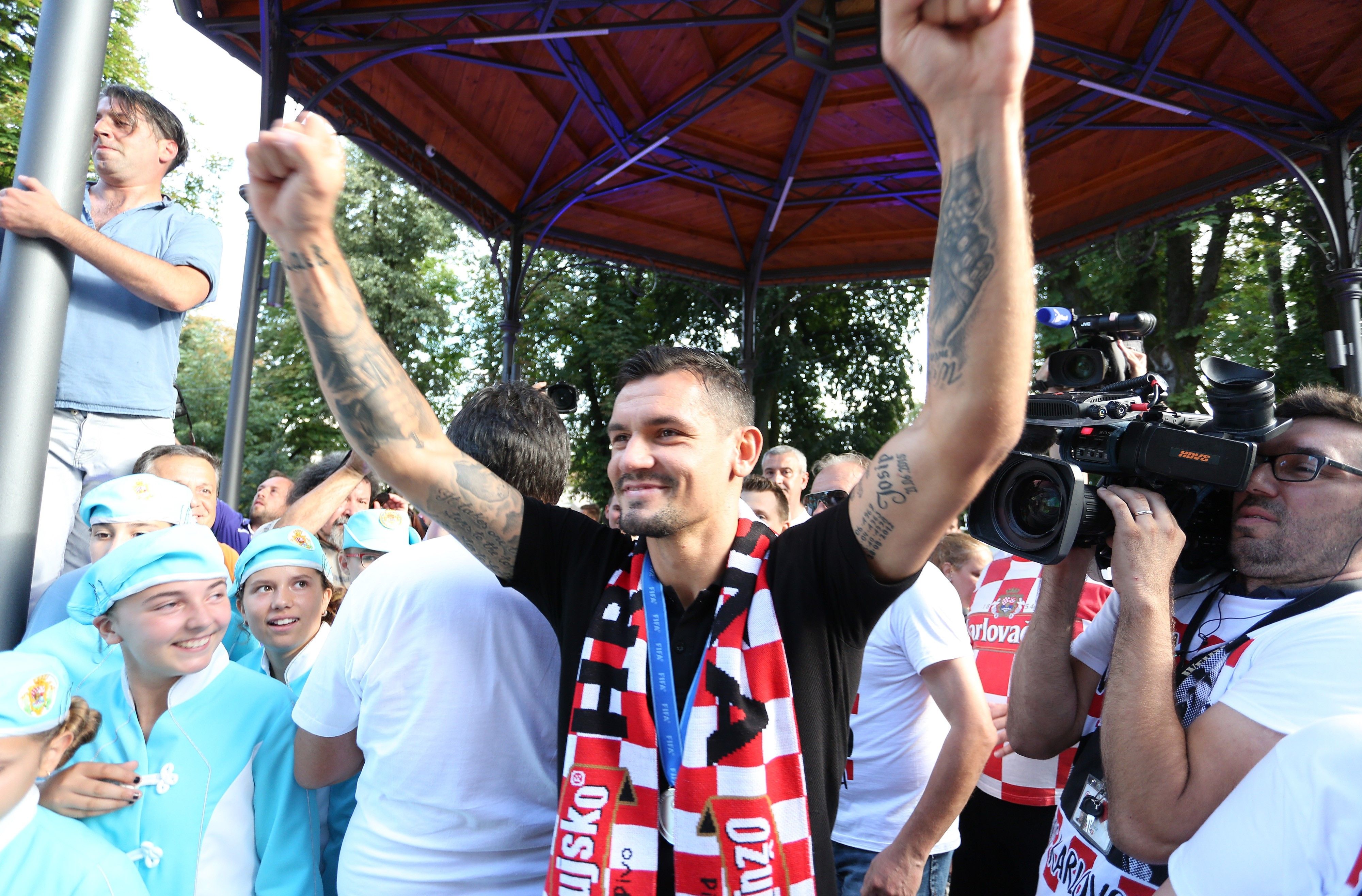croatia - dejan lovren - fans - welcome party - 17072018