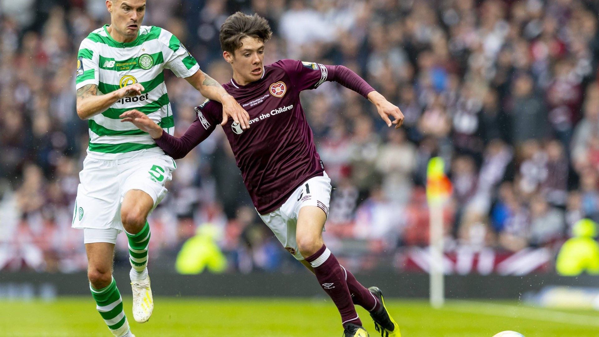 GER ONLY Aaron Hickey Heart of Midlothian 2019