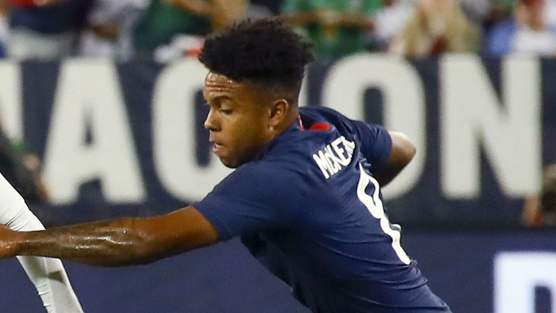 Weston McKennie USMNT Mexico