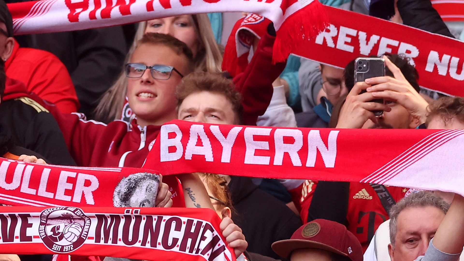 Bayern Fans 30042023