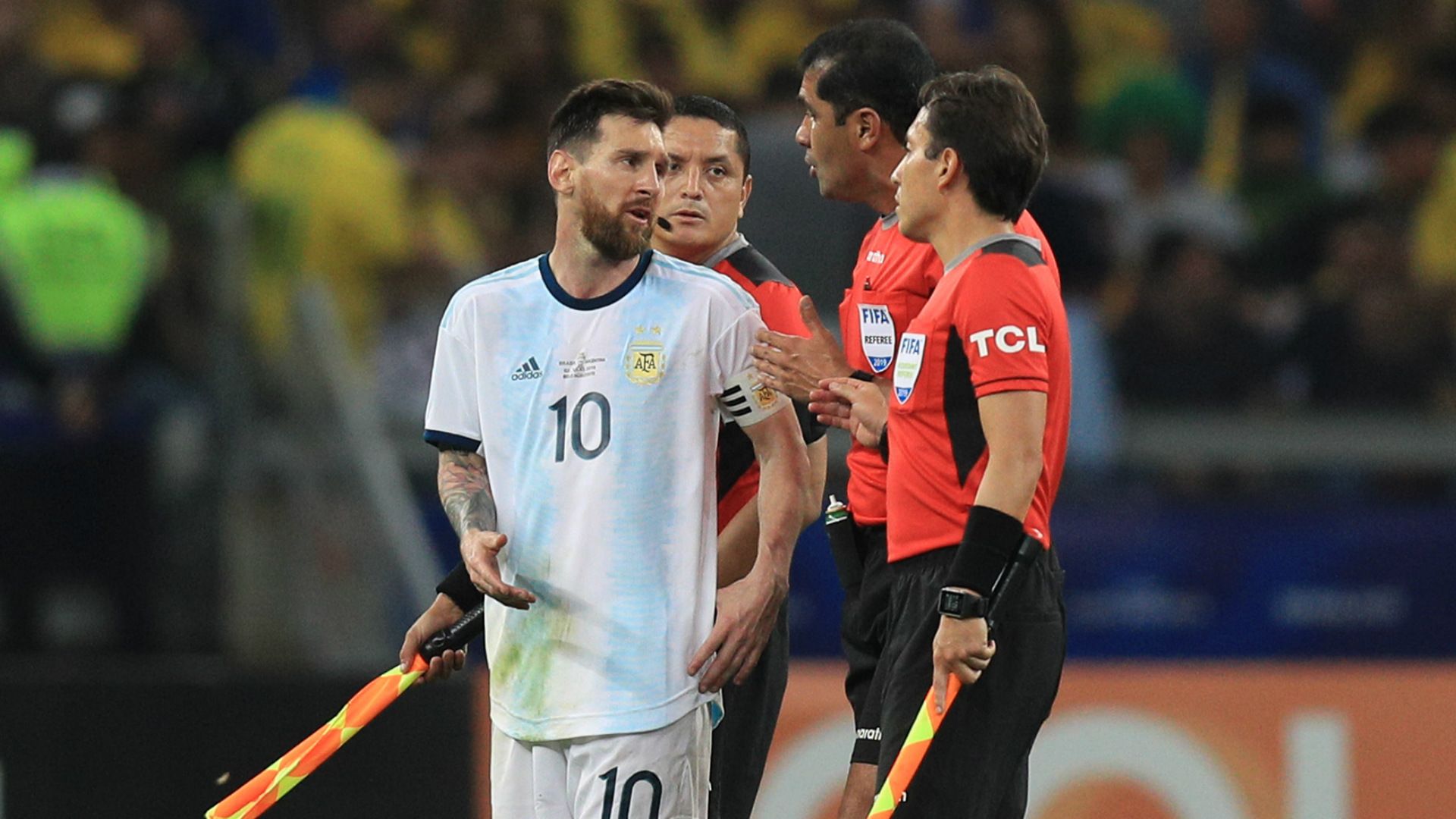 Messi Roddy Zambrano Brazil Argentina Copa America 02072019