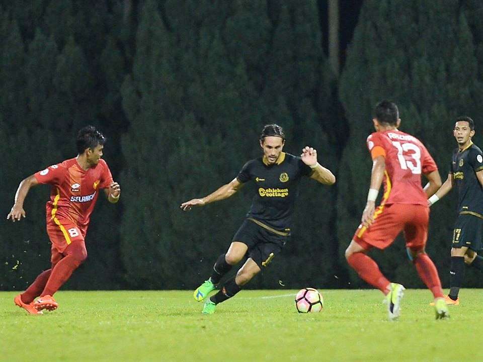 Issey Nakajima-Farran, Terengganu, Malaysia Cup, 04072017