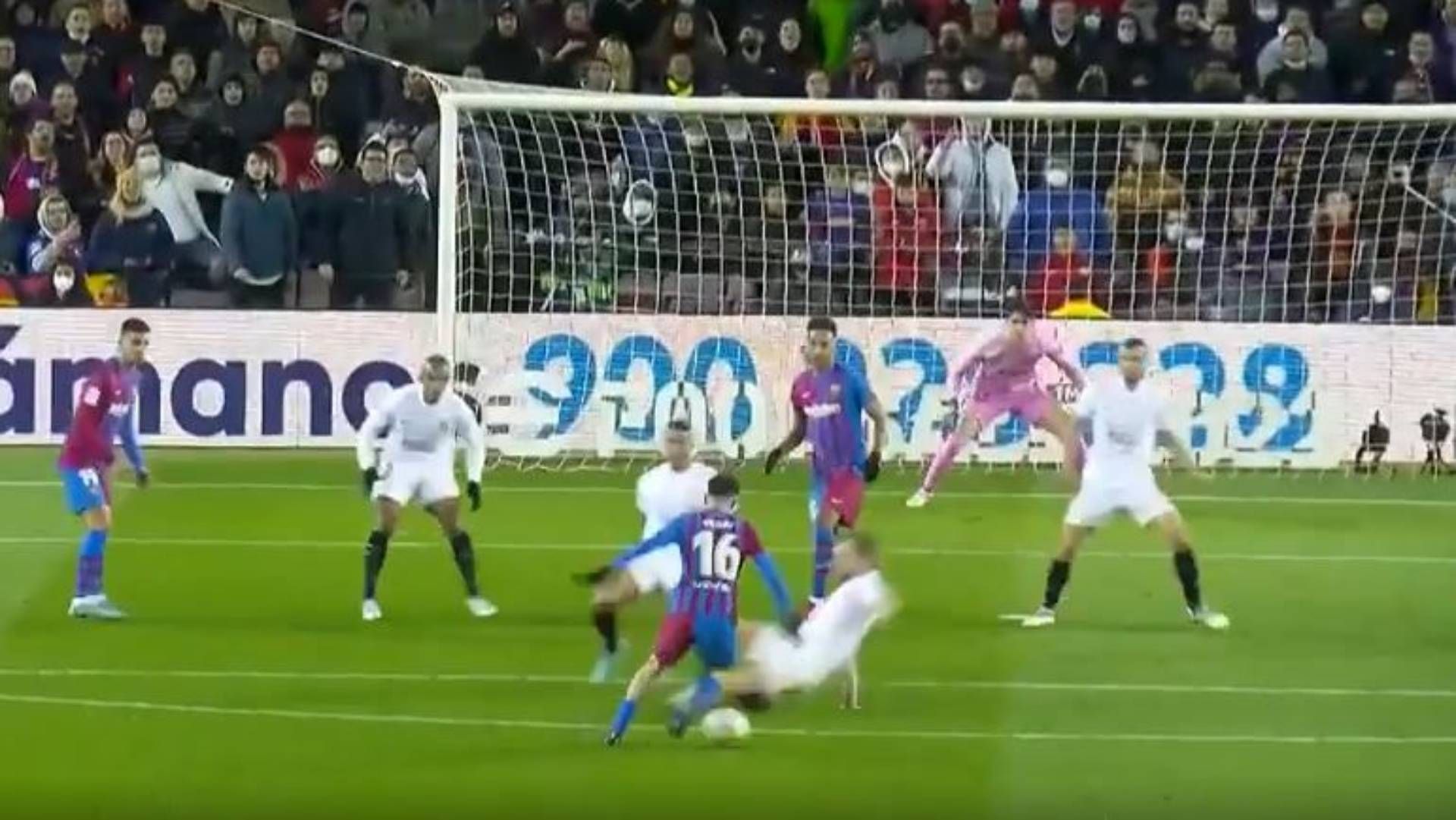 pedri-fc-barcelona-03042022