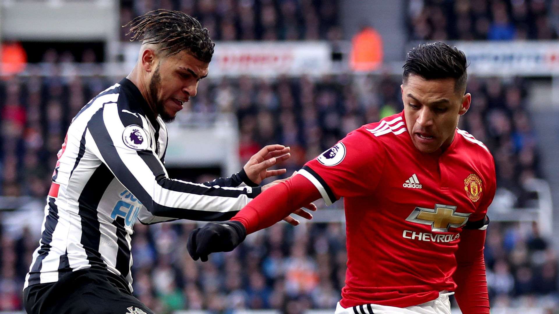 DeAndre Yedlin Alexis Sanchez Newcastle Manchester United