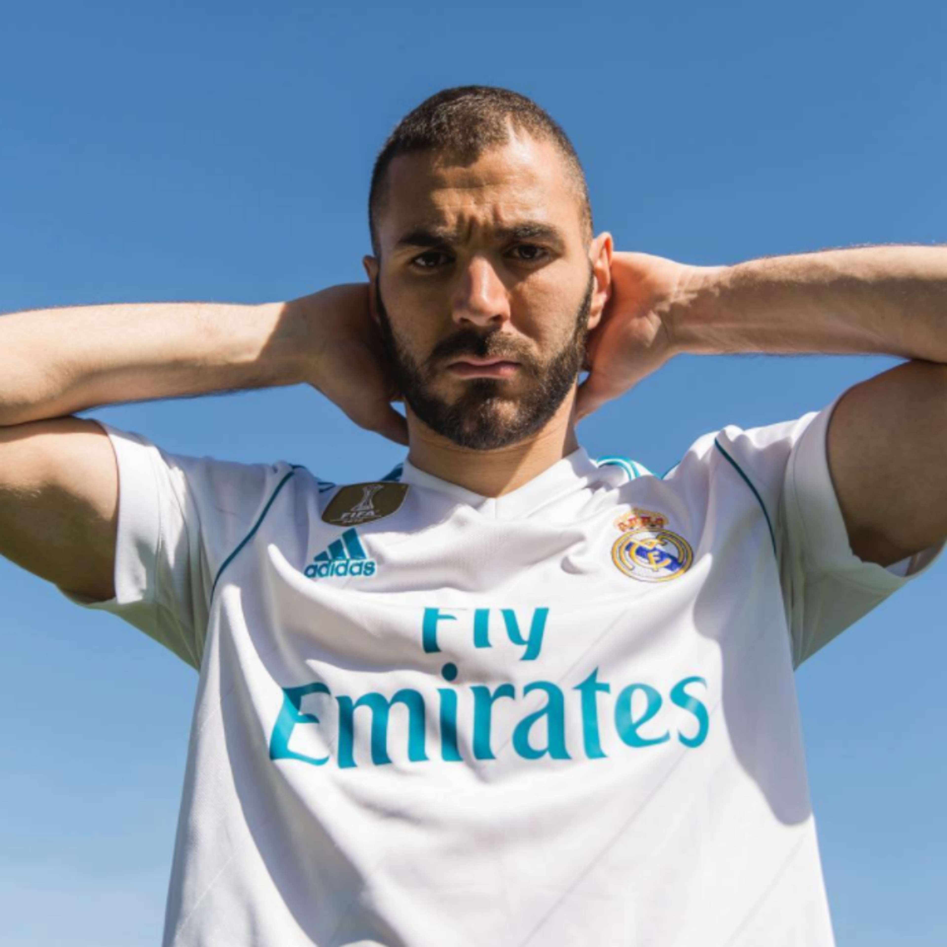 Real Madrid 1718 home benzema