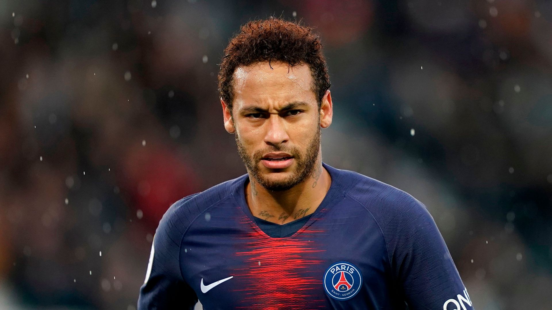 Neymar "não faltou com respeito ao PSG" ao falar de 6 a 1, diz pai |  Goal.com Brasil