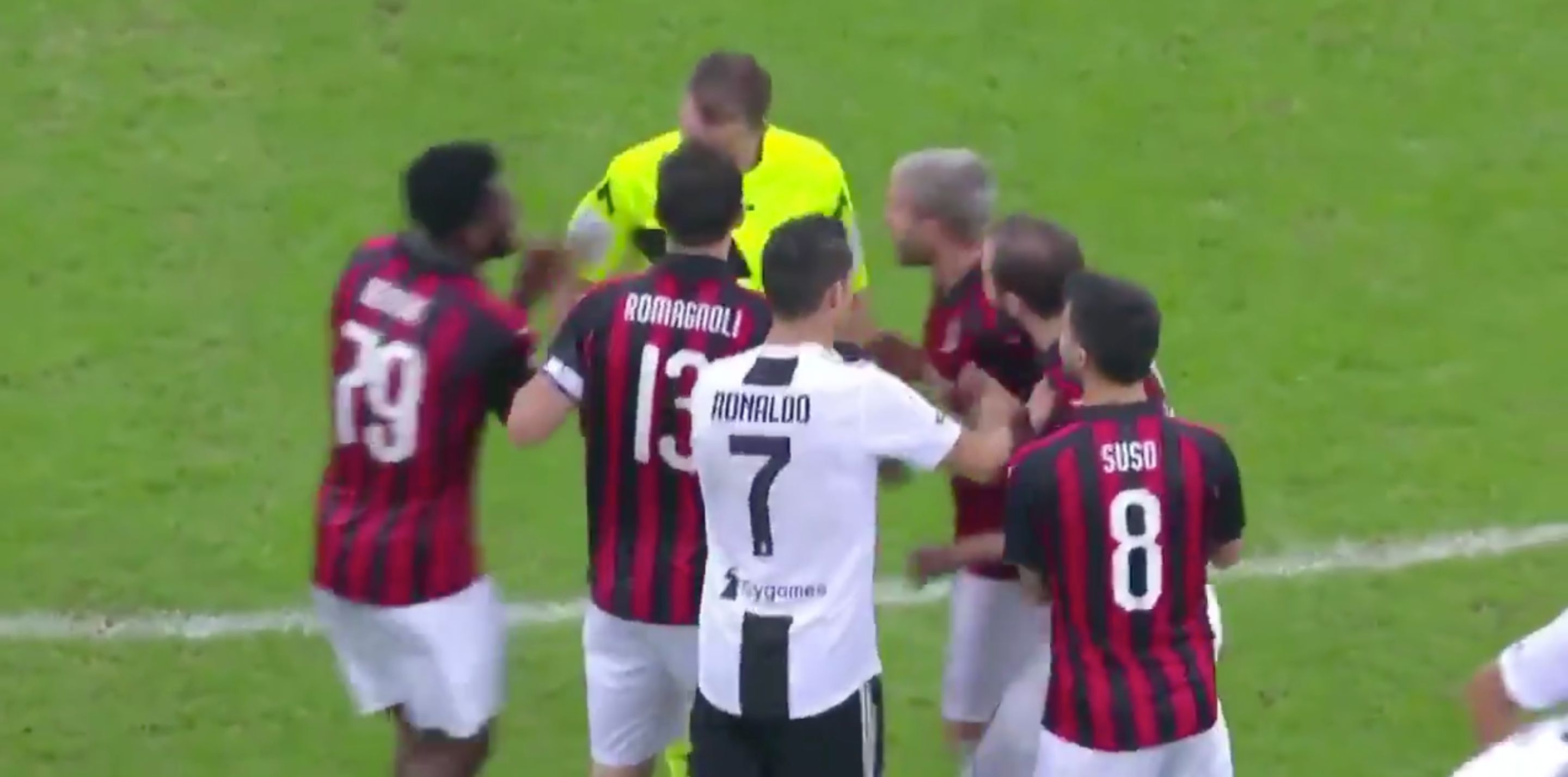 Higuain Milan Juventus