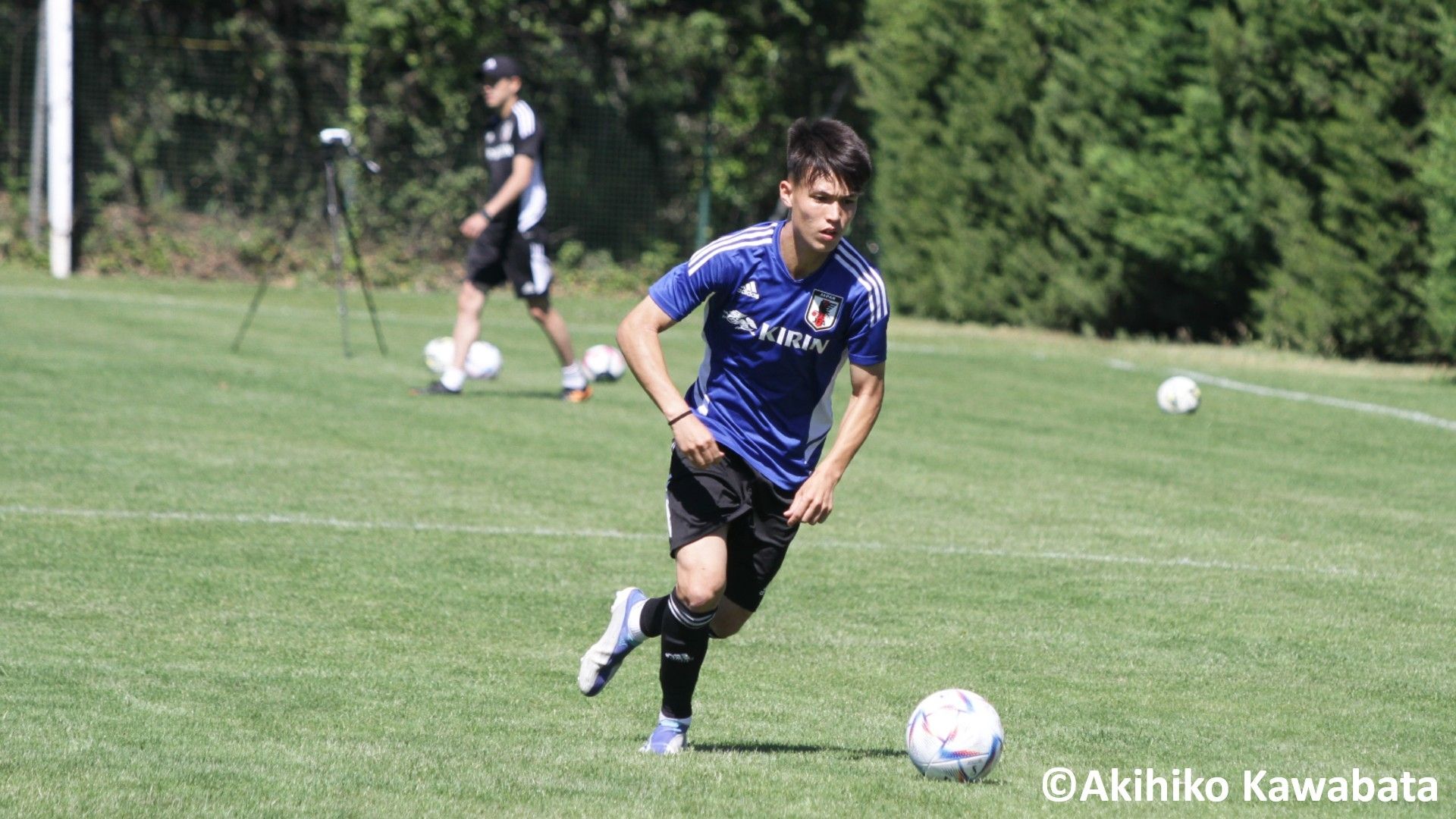 niko takahashi-u20-df-barcelona