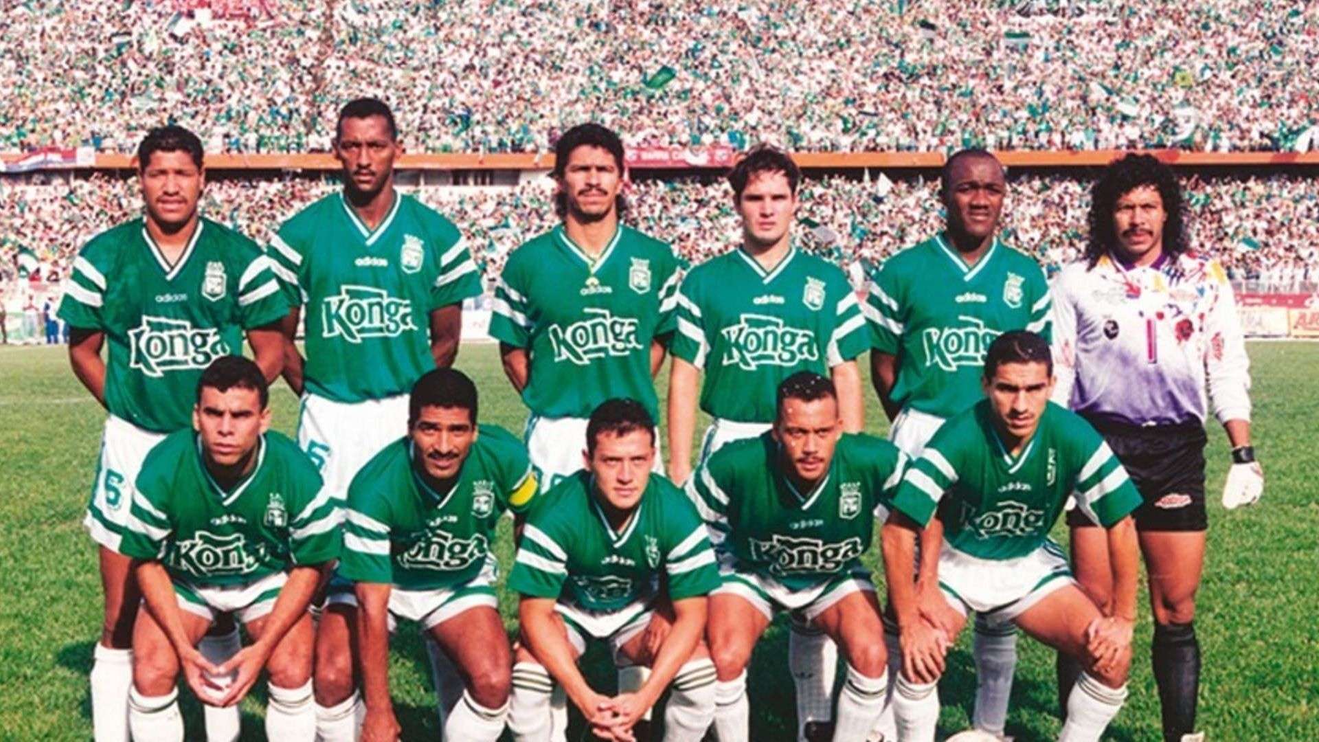 Uniforme totalmente verde Atlético Nacional