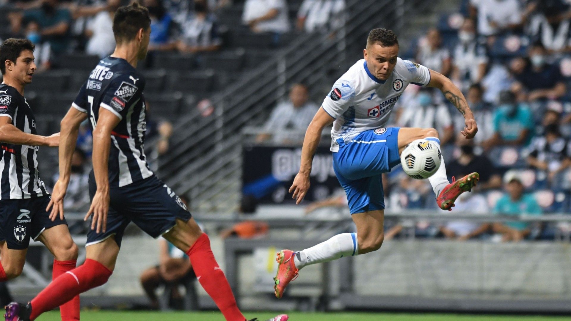 Jonathan Rodríguez Monterrey Cruz Azul Concachampions 2021