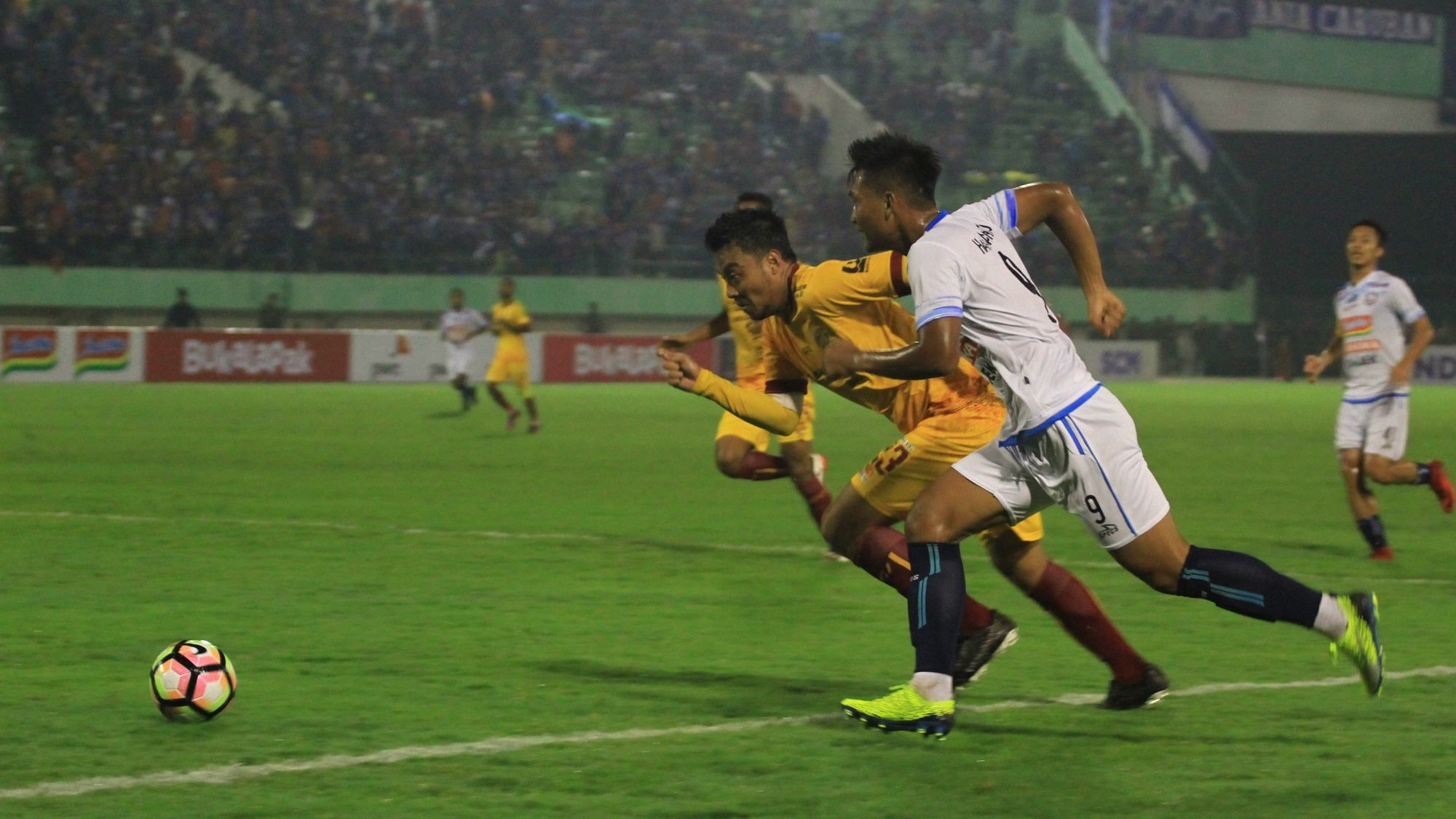 Hamka Hamzah Sriwijaya FC & Ahmad Nur Hardianto - Arema FC