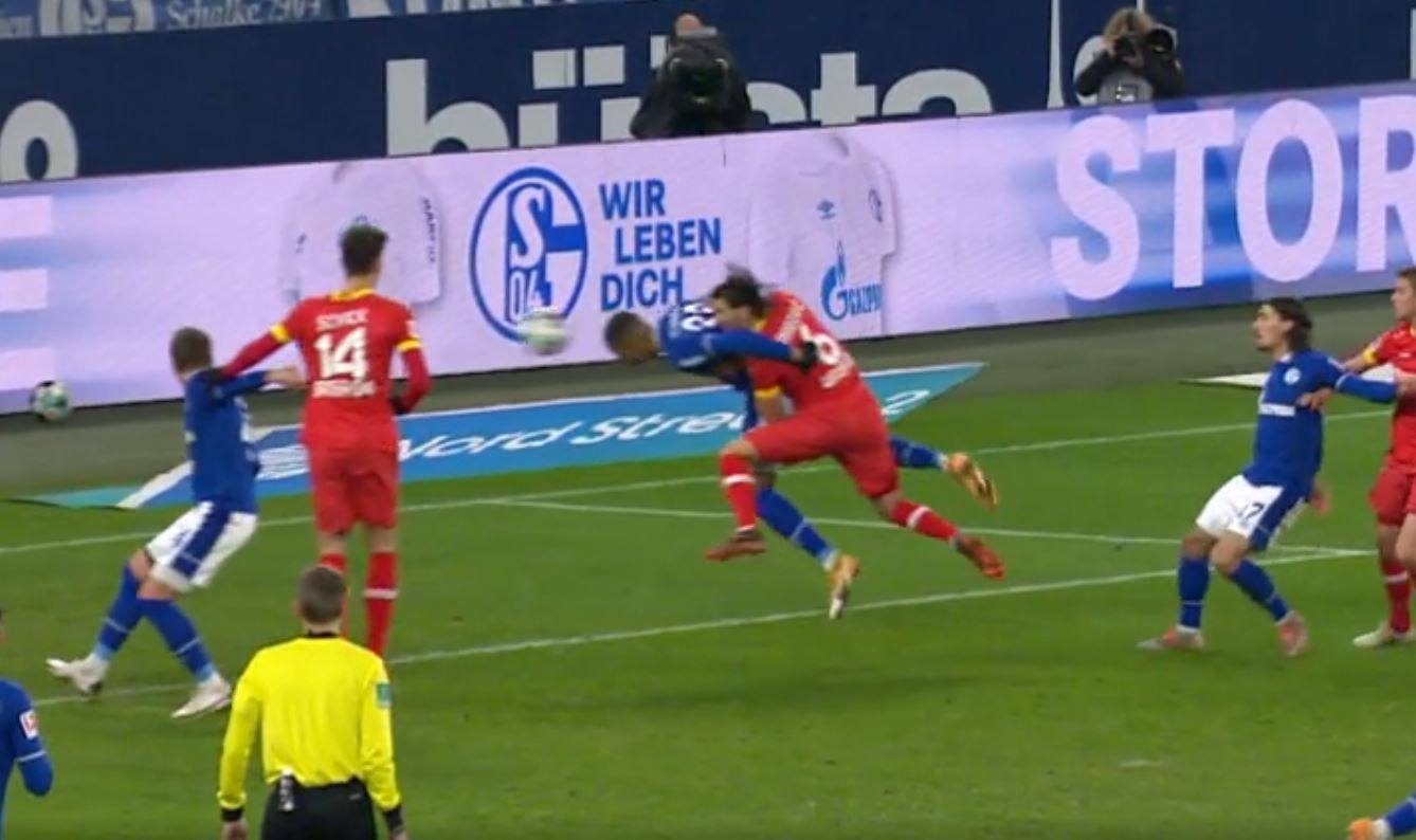 SCHALKE LEVERKUSEN THIAW EIGENTOR