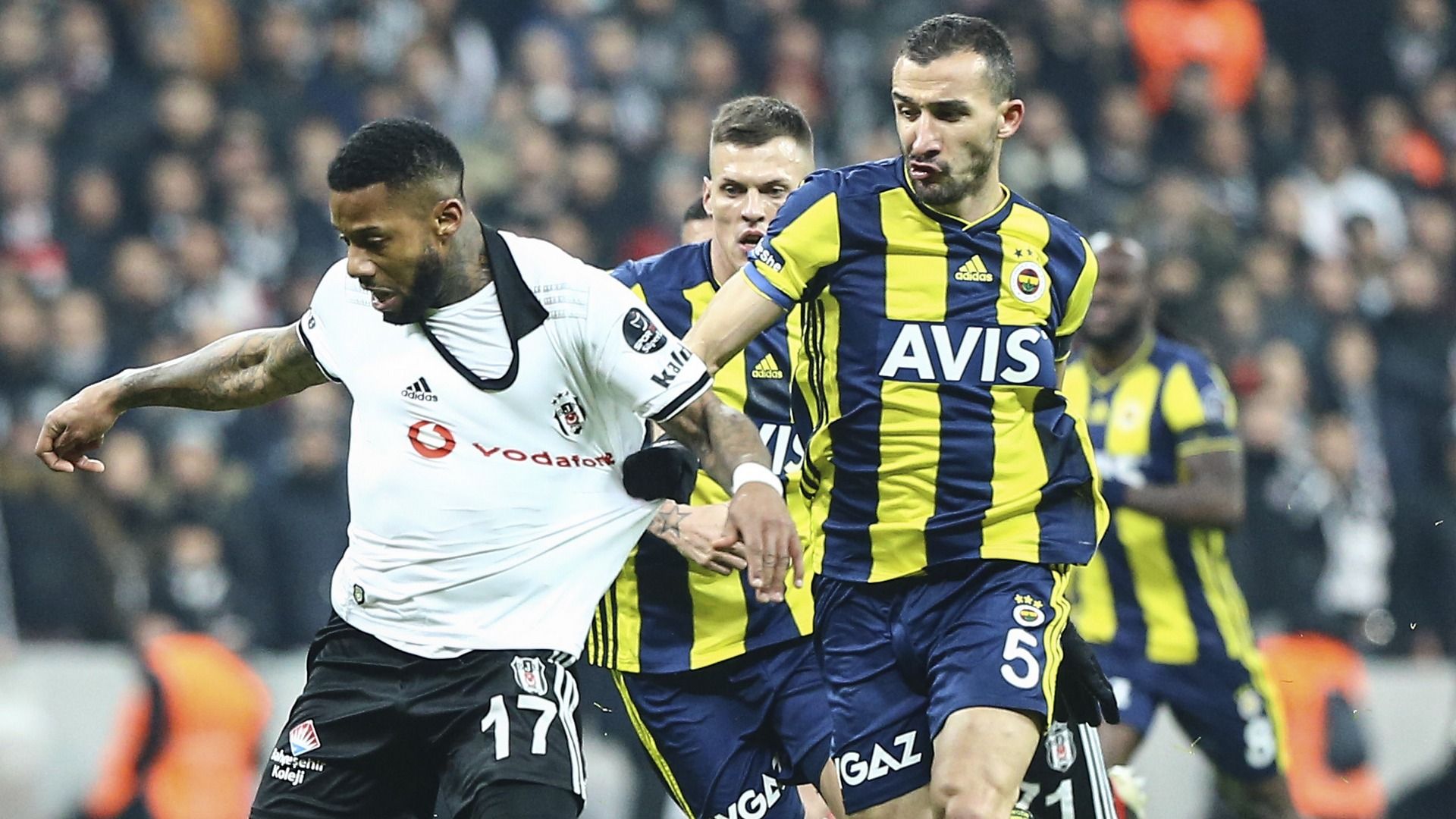 Jeremain Lens Mehmet Topal Besiktas Fenerbahce STSL 02252019