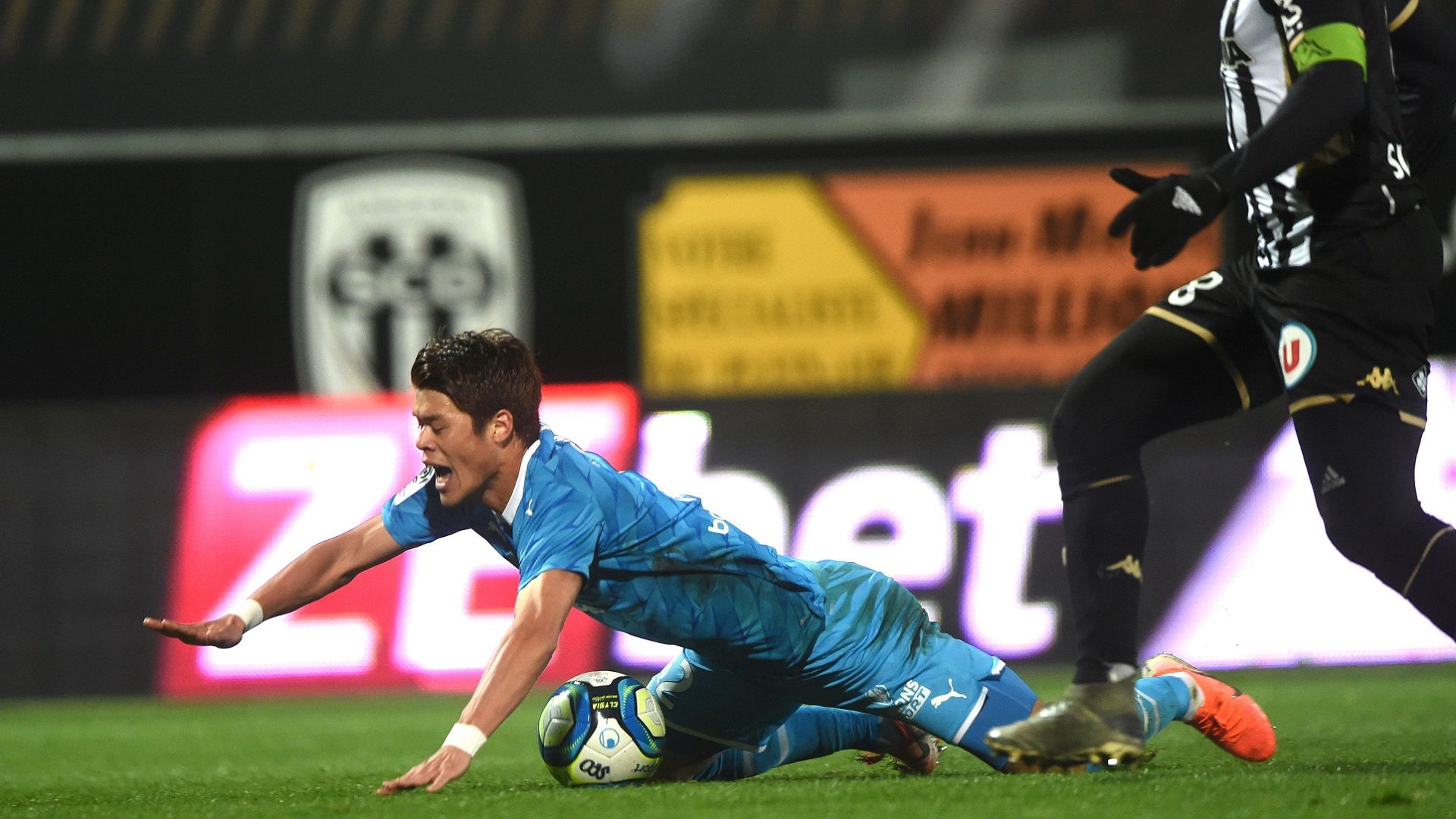 2019-12-04 Sakai Marseille