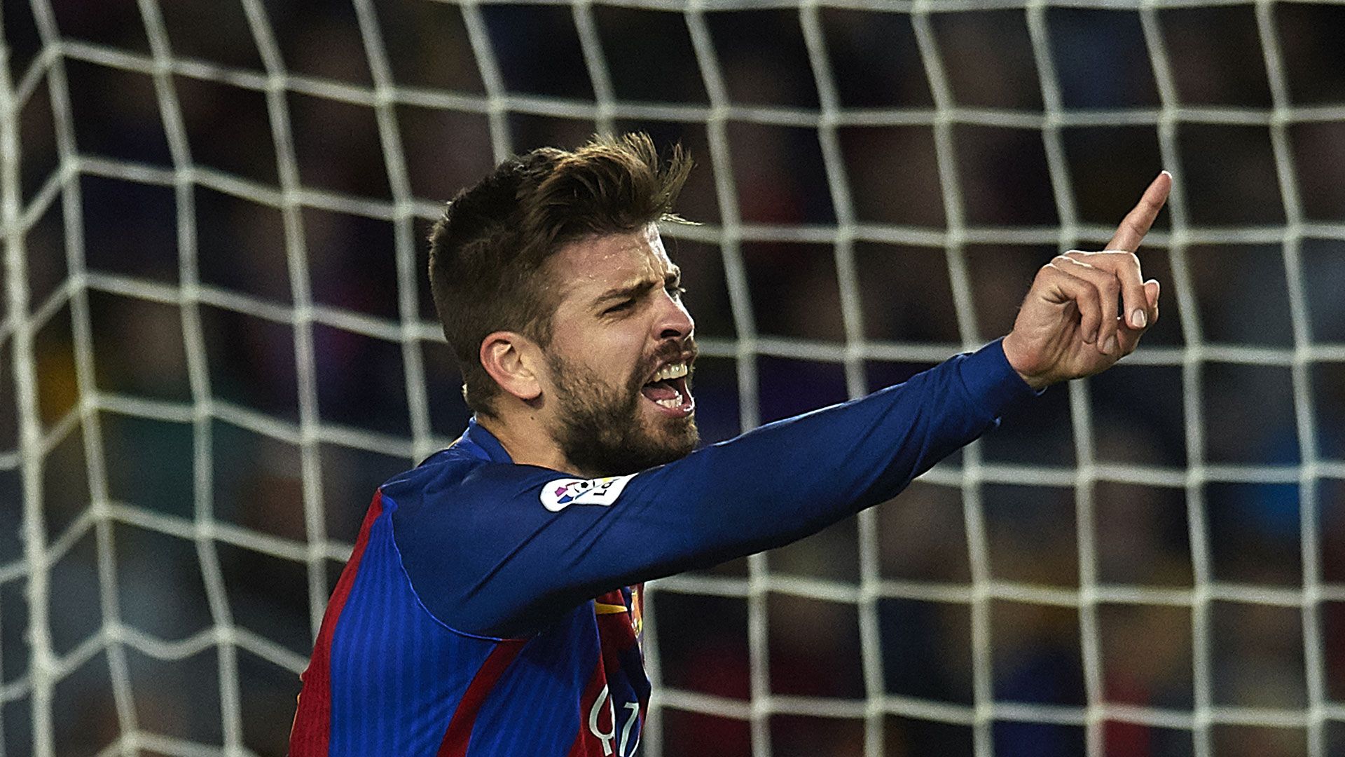 Gerard Pique 11192016