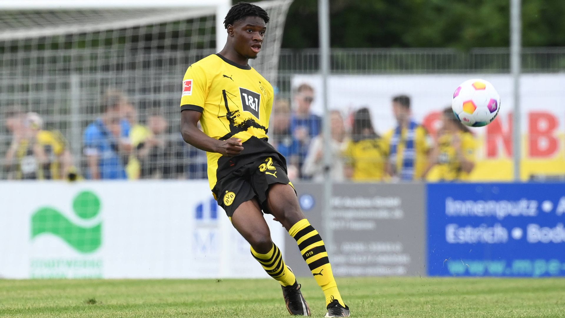 GERMANY ONLY: HENDRY BLANK BORUSSIA DORTMUND