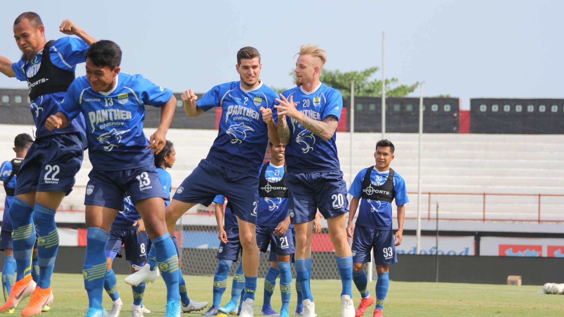Nick Kuipers & Kevin Kippersluis - Persib Bandung