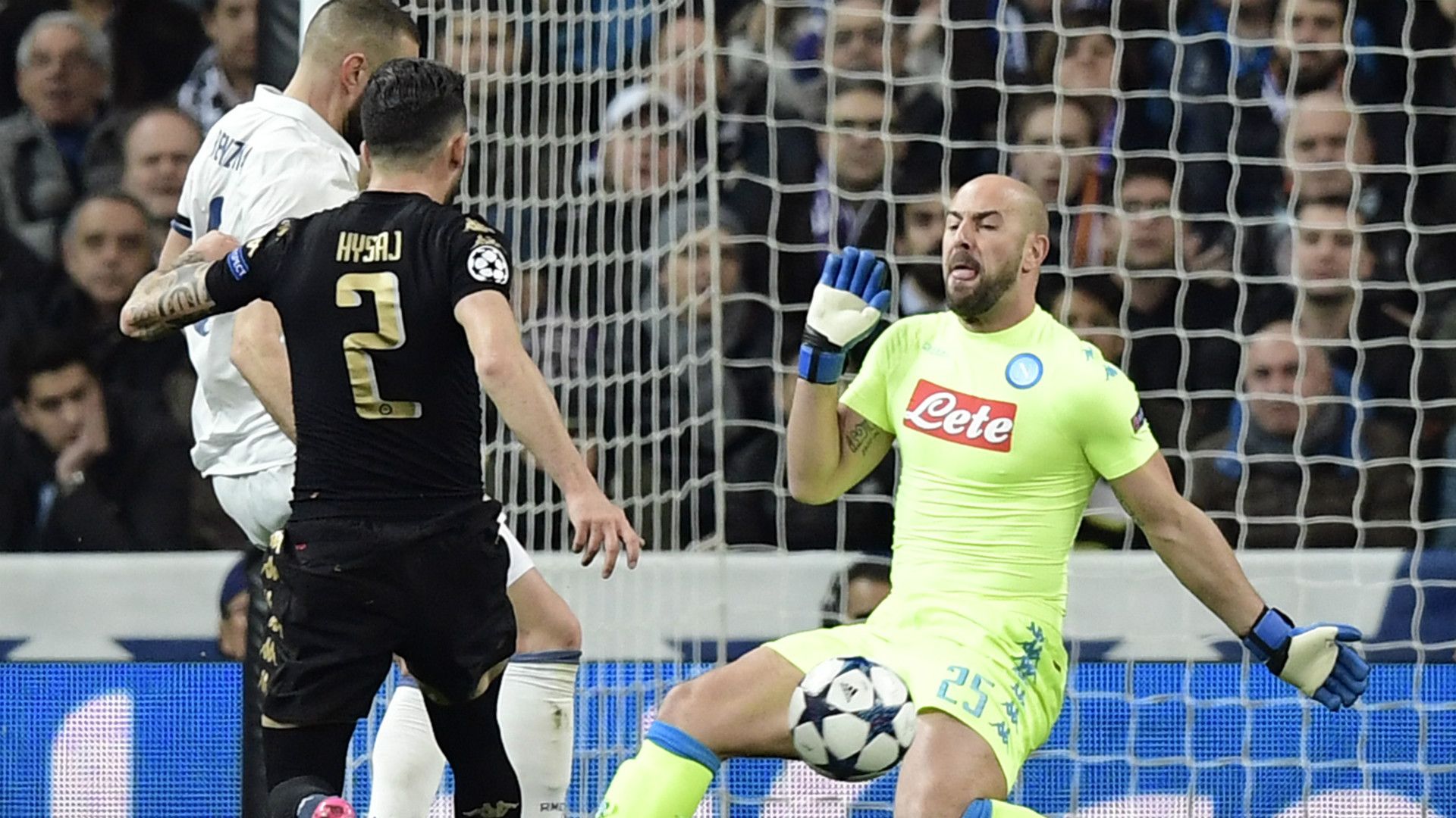 Benzema Pepe Reina Real Madrid Napoli Champions League