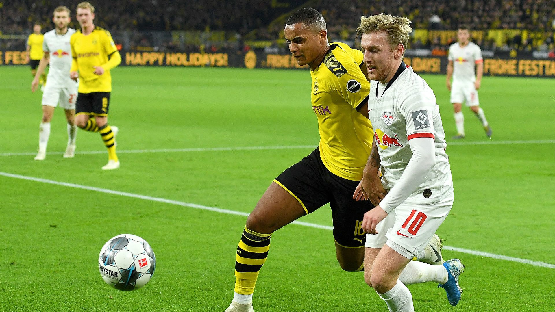 Manuel Akanji BVB 17122019